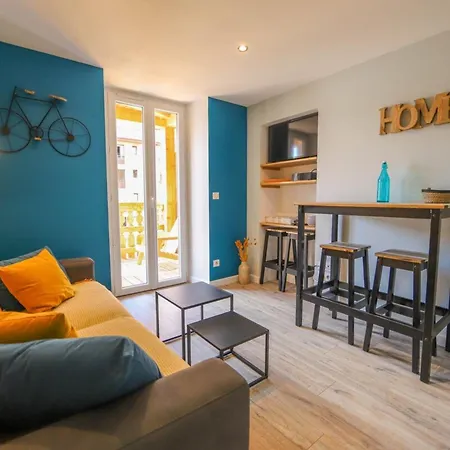 A L'Aventure ! Joli T2 Avec Balcon Centre Ville Annecy Exterior photo